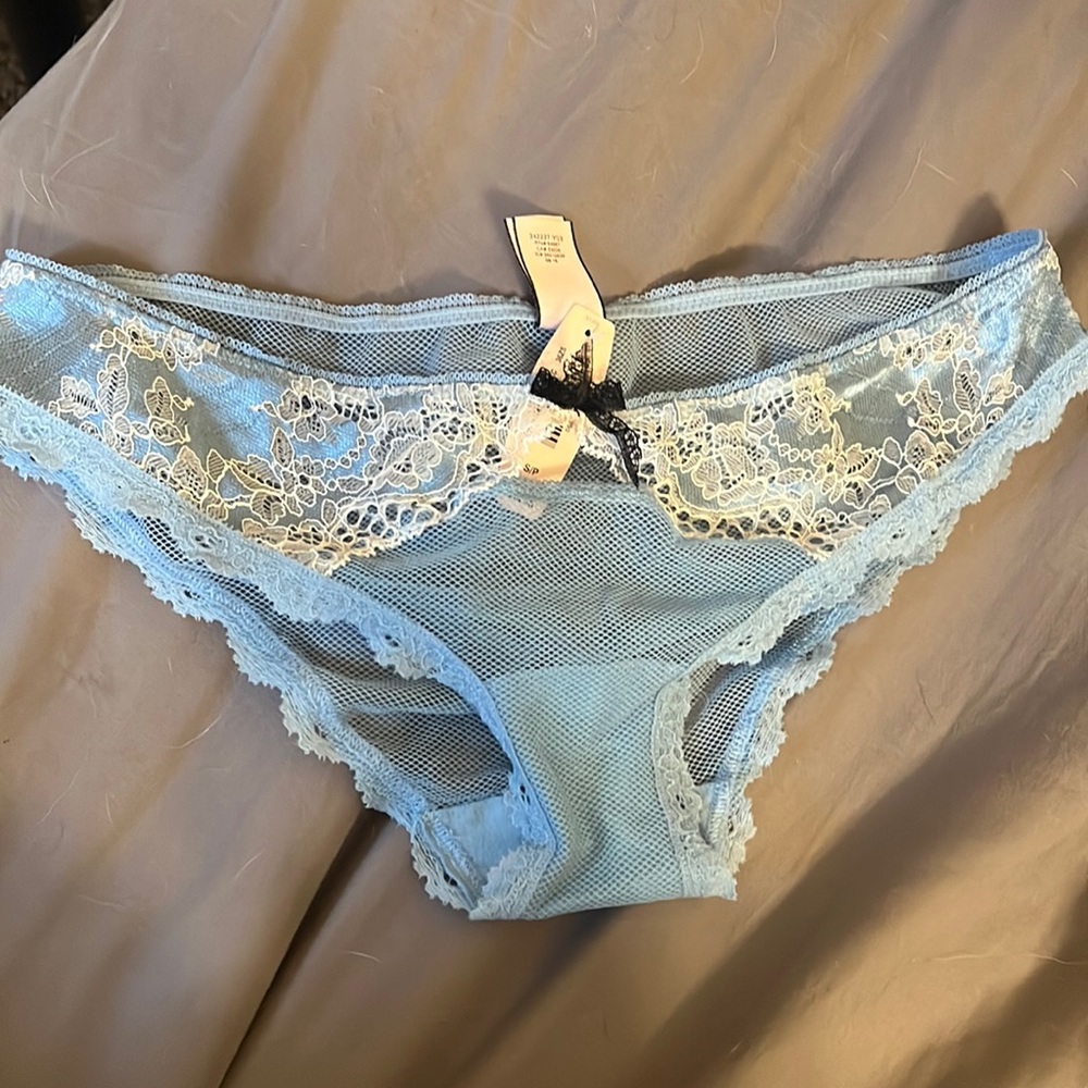 NWT Victoria’s Secret panty